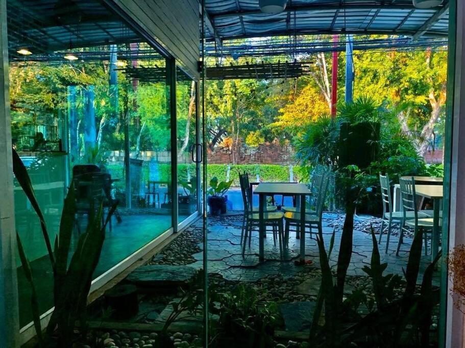 Une Jai Place เรือนอุ่นใจ Phimai Esterno foto